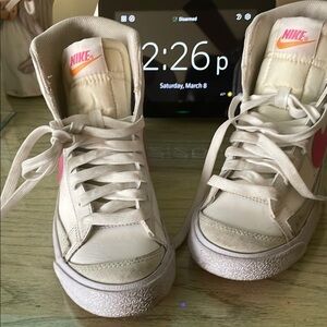 Nike White and Pink Sneakers